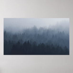 MOUNTATIE MET BOSBOUW IN DE FOG POSTER