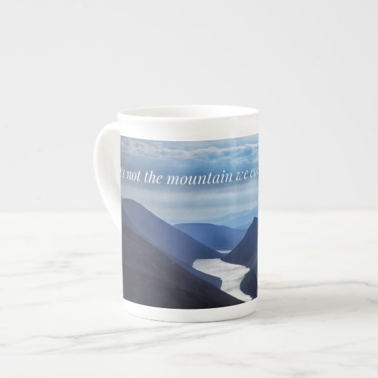 Mourne Mountains Mug Porselein Kop (Voorkant links)
