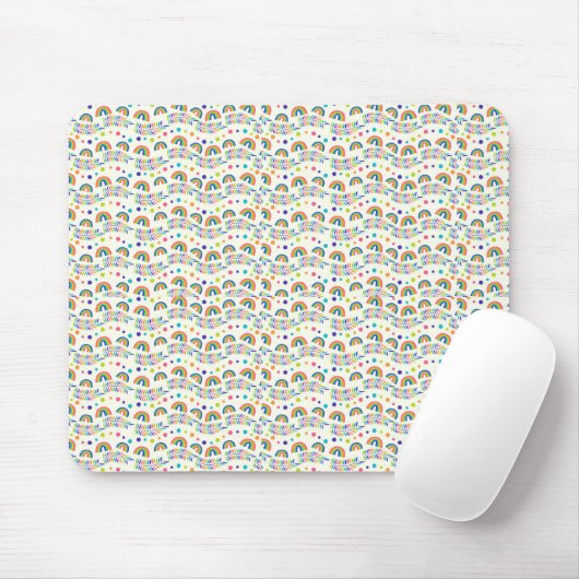 Mouse pad with a pattern of diverse smiley faces  muismat (Met muis)