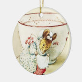 “Mouse Seamstress and Teacup” by Beatrix Potter Keramisch Ornament (Links)
