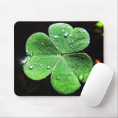 Mousepad grünes Kleeblatt mit Wassertropfen Muismat (Met muis)