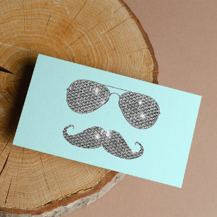 Moustache drôle de diamant avec des verres