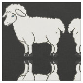 Moutons blancs sur le tissu noir d'arrière - plan (Fermer)