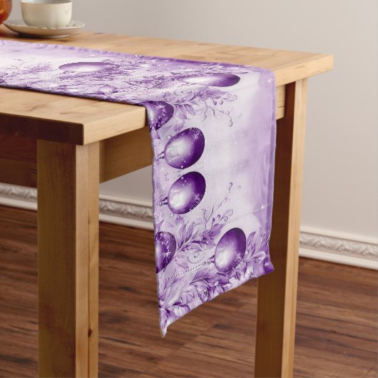 Moyen Chemin de table de Noël Ornements Violets (In Situ)