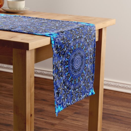 Moyen Chemin de table décoratif bleu (In Situ)