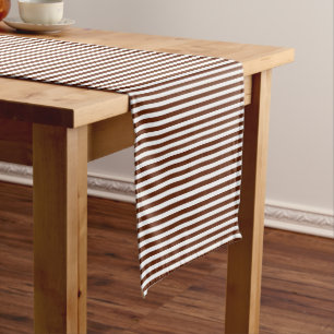 Moyen Chemin de table rayé