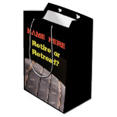 Moyen Sac cadeau de retraite personnalisé (Dos Angle)