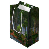 Moyen Sac cadeau Feuille d'été (Devant Angle)