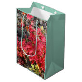 Moyen Sac cadeau Feuilles Automne (Devant Angle)
