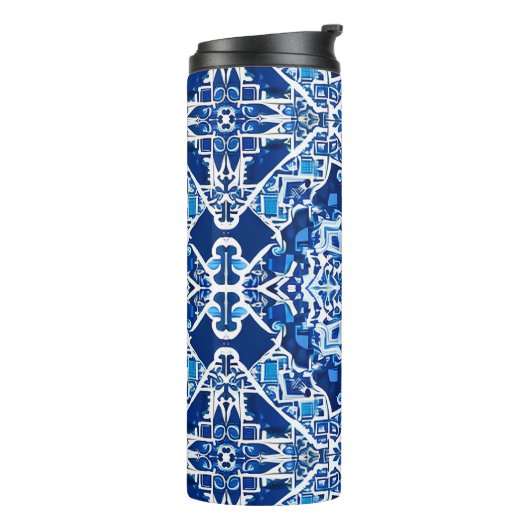 Mozaïek Patroon in Indigo en Kobalt Blauw Thermosbeker (Gedraaid links)