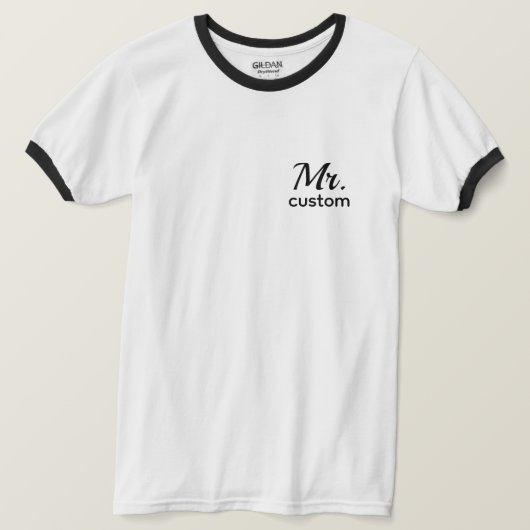 Mr. Custom Name – Personalized Minimalist Men’s  T-shirt (Design voorkant)