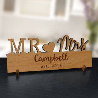 Mr. en mevrouw Cute Engraved Alder Wood Plaque