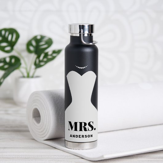 Mr en Mrs Classic Wedding Gift Waterfles (Yoga)