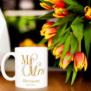 Mr en Mrs Gold Script Wedding Gift Koffiemok