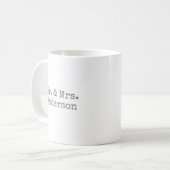 Mr. en Mrs. Personalized Minimalist Grey Coffee Mo Koffiemok (Voorkant links)