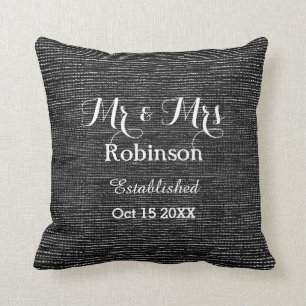 Mr. en Mrs. Personalized Wedding Gift Kussen