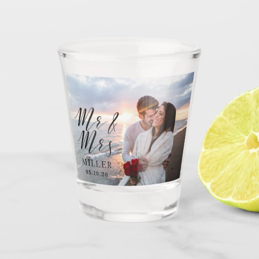 Mr en Mrs Wedding Foto gepersonaliseerd Shot Glas (Voorkant)