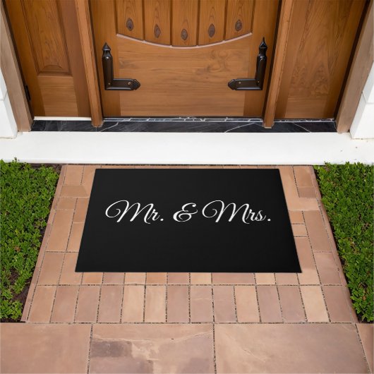 Mr. & Mrs.black aangepaste script tekst elegant ch Deurmat (Buiten)