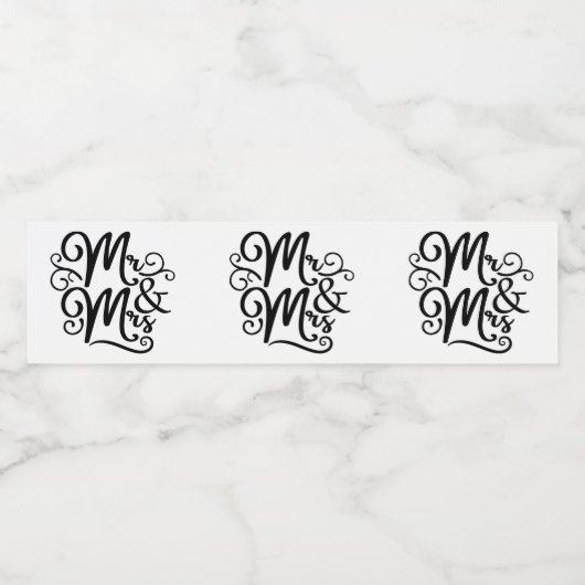 Mr & Mrs bruidegom net getrouwd bruiloft zwart Waterfles Etiket (Enkel label)