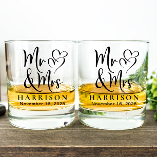 Mr Mrs Hearts bruid bruidegom bruiloft Whisky Glas