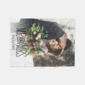 Mr. & Mrs Monogrammed Foto Fleece Deken (Voorkant (Horizontaal))
