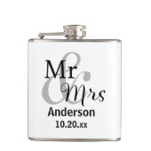 Mr & Mrs Pas getrouwd Achternaam met trouwdatum Heupfles (Voorkant)
