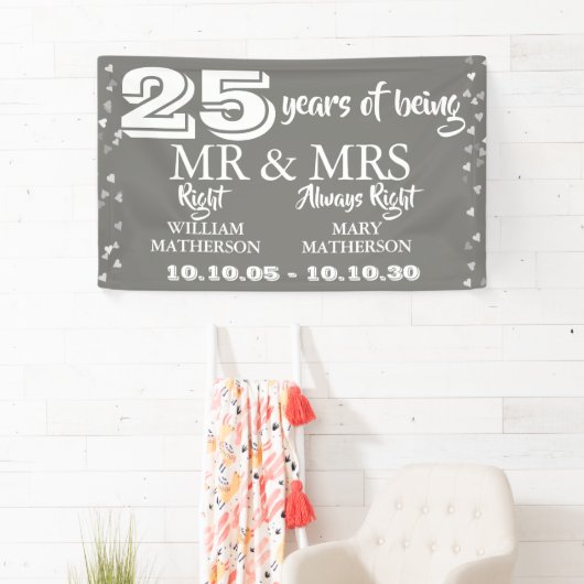 Mr. Mrs. Right Fun 25e Jubileum Silver Hearts Spandoek (Insitu)