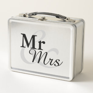 Mr&Mrs Simple Elegant Typography Wedding Favor