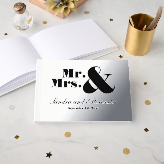 Mr Mrs Simple Silver Foil White Script Wedding Gastenboek (Voorkant open)
