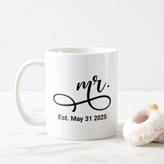 Mrs Black Modern Script Custom Wedding Pas getrouw Koffiemok (Met donut)
