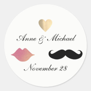 Mrs. bride & Mr. groom trouwroze lippen & snor Ronde Sticker