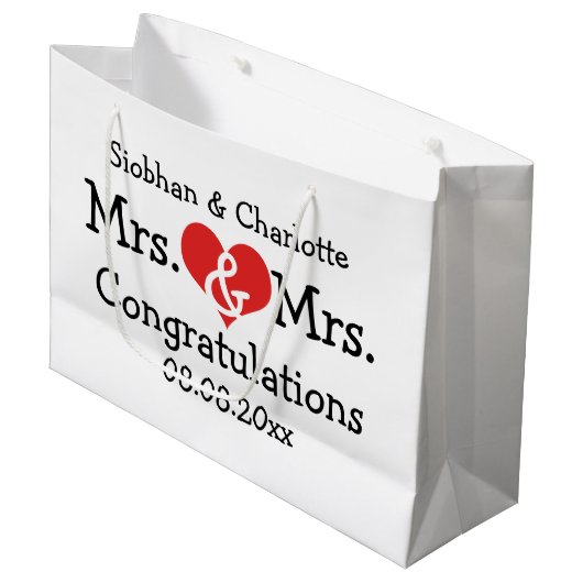 Mrs. en Mrs. Red Heart Wedding Personalized Groot Cadeauzakje (Voorkant Gekanteld)