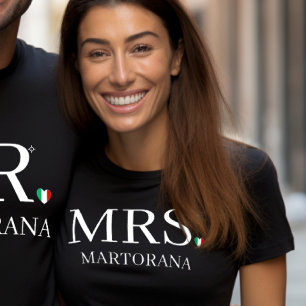 MRS. Italiaanse Vlag Hart Persoonlijke Achternaam Tri-Blend Shirt