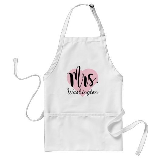 Mrs Pink Heart Custom Wedding Monogram Standaard Schort (Voorkant)