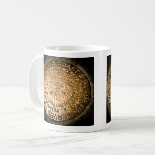 Mt Elbert Fourteener Benchmark Mug (Devant gauche)