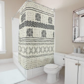 Mud Cloth Geometric Stripe in Black en Cream Douchegordijn (In situ)