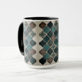 MUG . (Devant gauche)