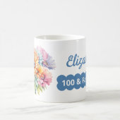 Mug 100e anniversaire nom gerbera fleurs bleu (Centre)