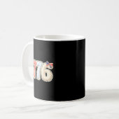 Mug 1776 Patchwork Patriotique 4 juillet Indépendance (Devant gauche)