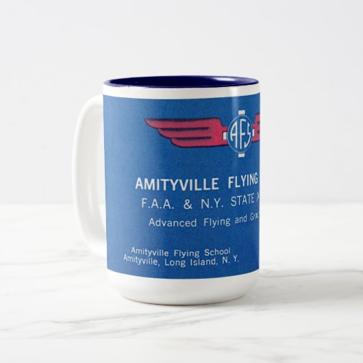 Mug 17 Oz avec service de vol Amityville  (Devant gauche)