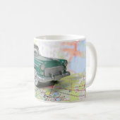 Mug 1955 : Une voiture sur une carte routière (Devant droit)