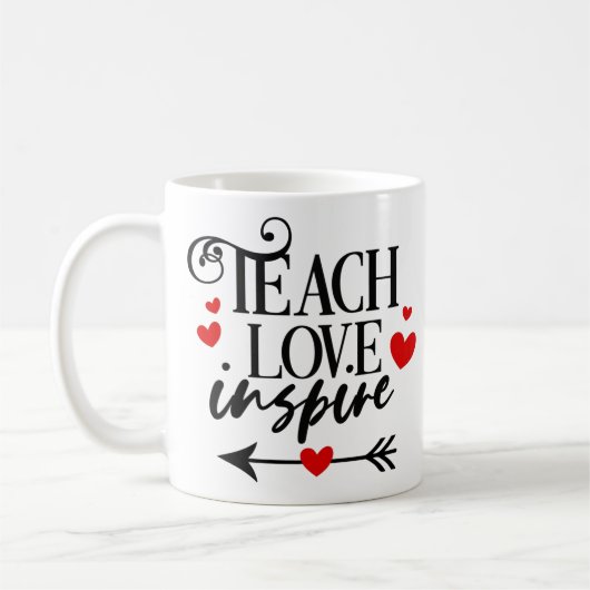 Mug 1/2 Enseigner l'amour Inspirer Chemise maternelle (Gauche)