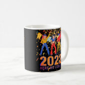 Mug 2022 ICI NOUS VIENNONS drôle de nouvelles années e (Devant droit)