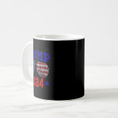 Mug 2024 45 47 Drapeau américain Sungles Trump 2024 (Devant gauche)
