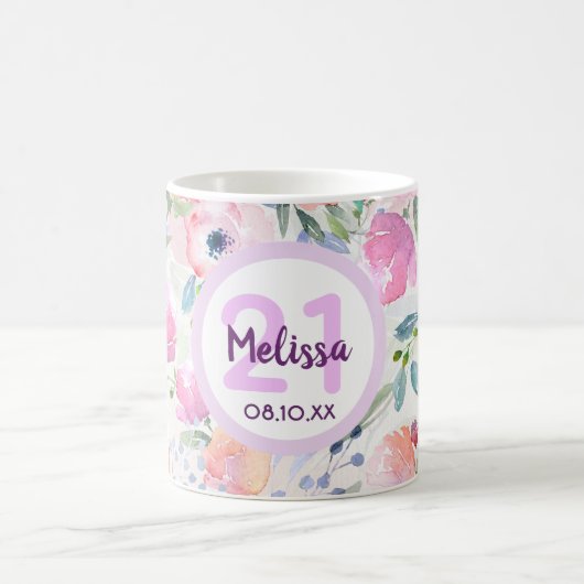 Mug 21e anniversaire fleurons roses nom (Centre)