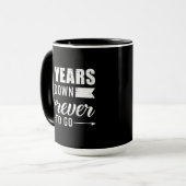 Mug 25 ans en arrière pour toujours aller 25e annivers (Devant gauche)