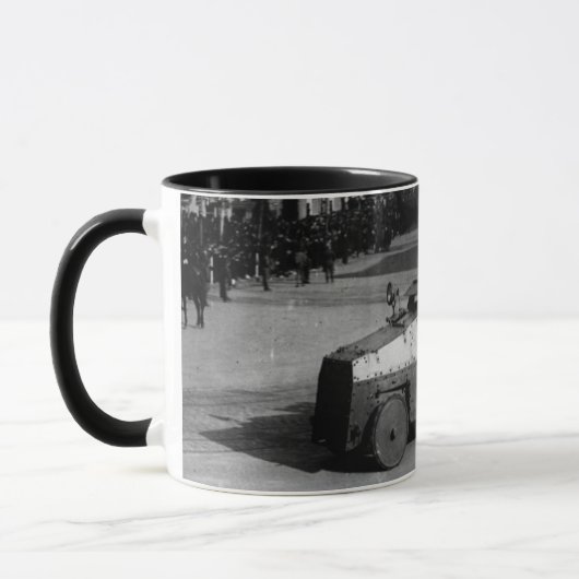 Mug 27 mars 1917 :  L'escadron de véhicule blindé (Gauche)