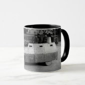 Mug 27 mars 1917 :  L'escadron de véhicule blindé (Devant droit)