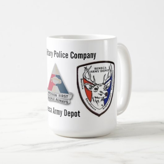 Mug 295e compagnie de police militaire Seneca Army Dep (Devant droit)