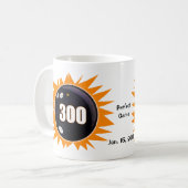 Mug 300 Jeu orange et noir (Devant gauche)